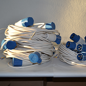 Силовые провода с разъёмами